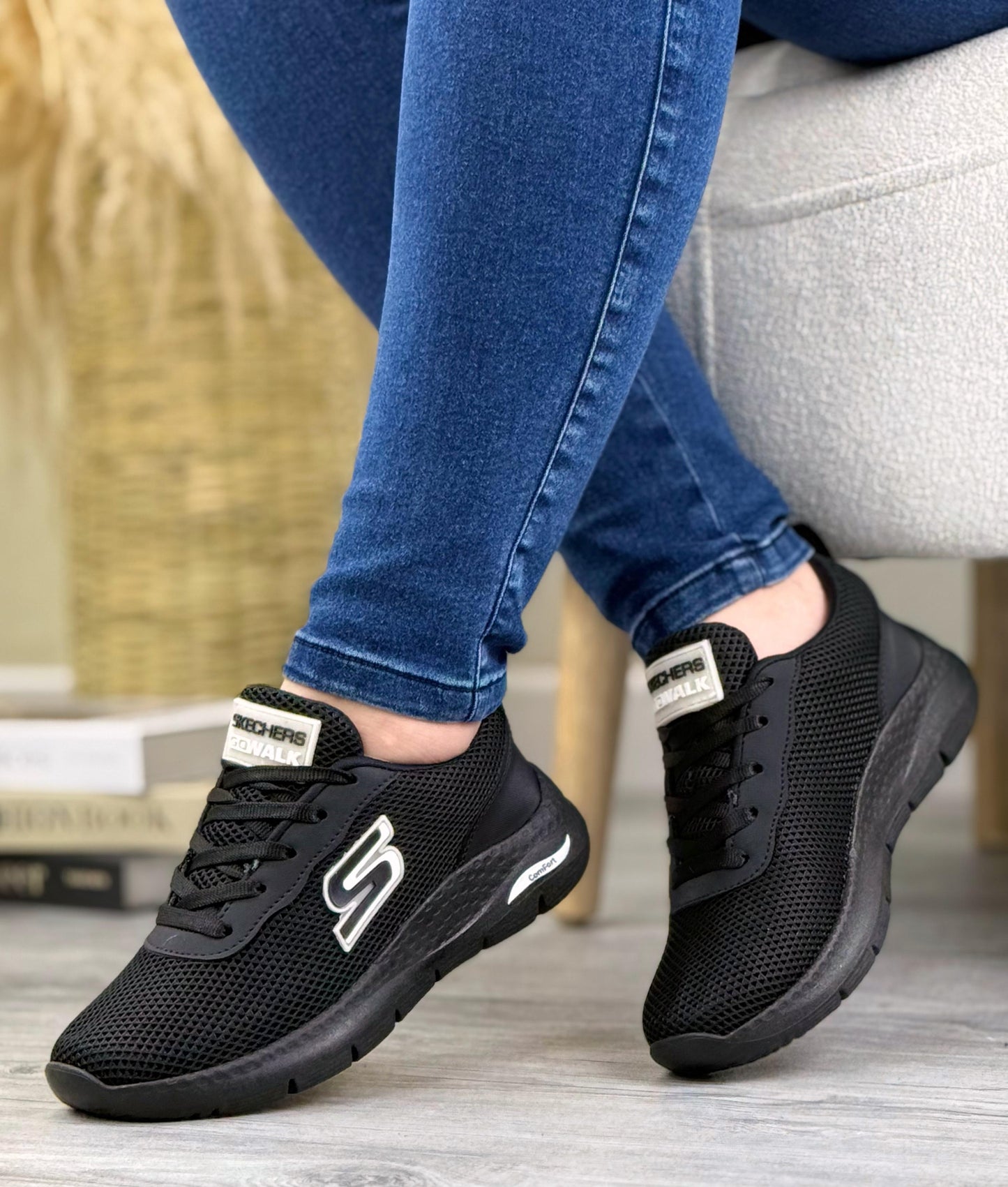 SKEACHERS CONFORT GO WALK