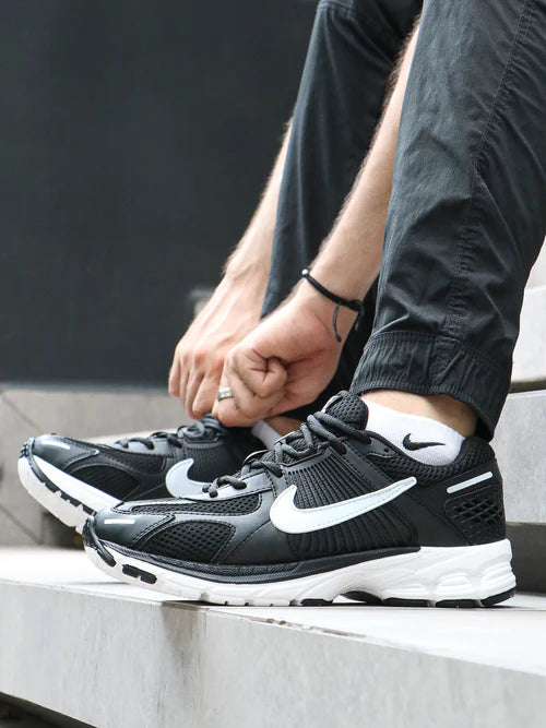 NIKE VOMERO CABALLERO